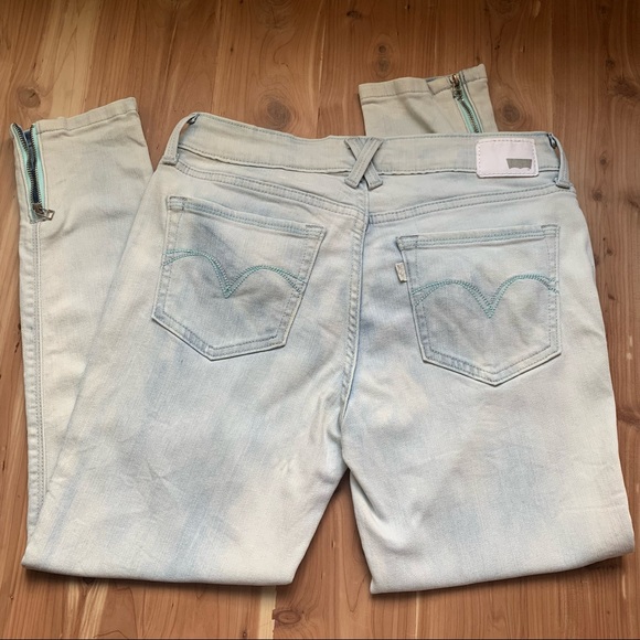 Levi’s Denim Legging - Picture 3 of 10